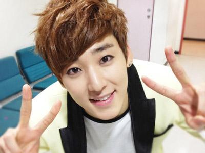 Wah, Kevin U-Kiss Dipermalukan Karena Belum Pernah Pacaran!